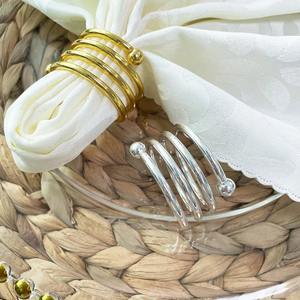 Anillos de servilleta metálicos de buena calidad que aportan una presencia elegante y mejoran sutilmente la experiencia gastronómica en general. - Product Image 4