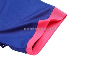 Ensemble de maillots de football personnalisés pour hommes - Kit de football vierge à manches courtes 100 % polyester à séchage rapide - Product Image 3