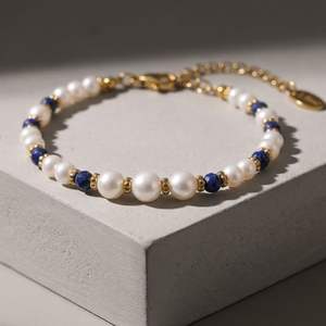 Pulsera Clásica de Acero Inoxidable con Cuentas de Piedra Azul Perla y Empaque Personalizado para Marca Privada - Product Image 5