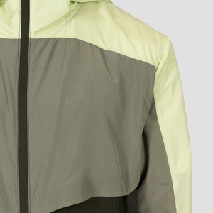 Chaqueta Deportiva Impermeable Reflectante para Hombre, Diseño Personalizado 2026, Alta Calidad, con Capucha, Cierre Frontal, MOQ Bajo, Chaqueta Cortavientos de Nailon - Product Image 3