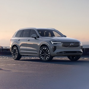 วอลโว่ XC90 พรีเมียม รถ SUV ระดับหรู 7 ที่นั่ง เกียร์อัตโนมัติ ขับเคลื่อนสี่ล้อ ระบบไฮบริด น้ำมันเบนซิน คุณภาพส่งออก รถยนต์ใหม่และมือสอง ทั่วโลก - Product Image 2