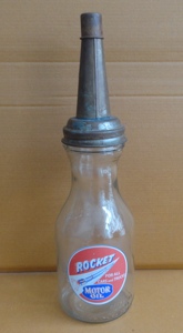 Bouteilles d'huile moteur en verre et bouchon en métal - Product Image 3
