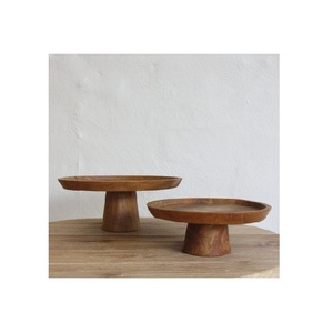 Base de Madera Natural para Exhibición Elegante de Pasteles y Presentaciones de Panadería - Product Image 5