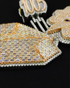 Pendentif personnalisé en moissanite 3D, bijoux hip-hop, pendentif en argent 925, pendentif lettres et chiffres sertis de pierres, designs uniques et personnalisés - Product Image 1