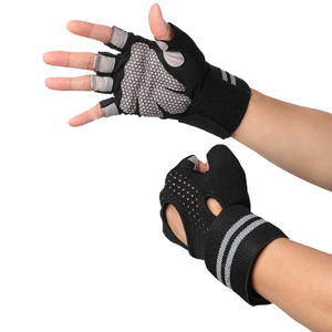 Guantes de Gimnasio de Medio Dedo 2026 con Correa Ajustable para la Muñeca, Transpirables, para Levantamiento de Pesas, Negros - Product Image 1