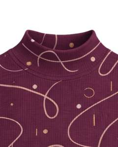 เสื้อครอปแขนกุดคอสูงสีแดงไวน์แบบมีริ้ว แต่งลายเส้นนามธรรม ทรงเข้ารูป ยืดหยุ่นได้ แฟชั่นสำหรับผู้หญิง - Product Image 4