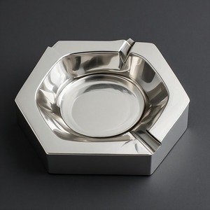 Classic Metal Cigar Ashtray Square Shape Durable Design for Smoking Accessories - Product Image 6