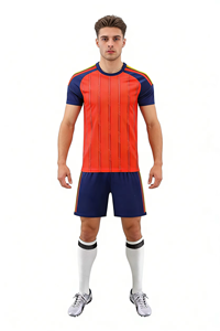 Uniformes de Fútbol Personalizados, Duraderos y Transpirables, 100% Poliéster, Ropa Deportiva de Alta Calidad, Secado Rápido, Servicio OEM de Pakistán - Product Image 2
