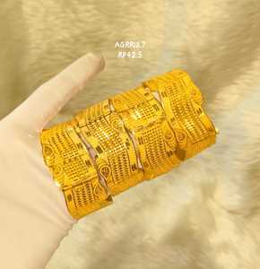 ชุดกำไลข้อมือเพชรชุบทองพรีเมียม ดีไซน์อินฟินิตี้ สำหรับผู้หญิง แฟชั่นฮิปฮอป งานแต่งงาน งานหมั้น งานปาร์ตี้ คอลเลคชั่นเครื่องประดับหรูหรา - Product Image 3