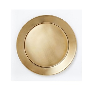 Elegante Plato de Servir Redondo Dorado, Plato Base de Metal Sólido Pulido, Diseño Glamuroso Hecho a Mano para Fiestas y Uso Doméstico - Product Image 5