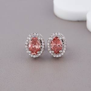 Pendientes de Diamante Cultivado en Laboratorio, Corte Ovalado, Solitario, en Oro Blanco/Rosa/Amarillo de 9K, Chapado en Rodio de Lujo, Certificado IGI - Product Image 1