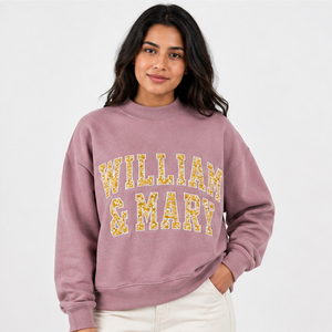 Sudadera de cuello redondo con letras universitarias personalizadas para mujer de William & Mary, estilo oversize de forro polar, informal, de moda urbana - Product Image 1
