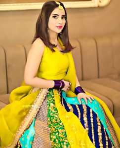 Elegante conjunto tradicional indio y pakistaní de Lehenga Choli, largo hasta el suelo, ropa de boda para mujer, poliéster, atuendo listo para usar para novias - Product Image 3