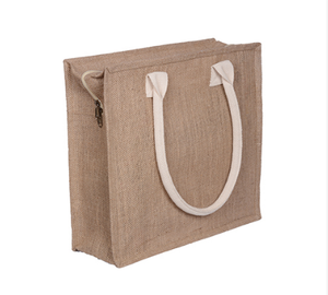 Sac fourre-tout en jute écologique et durable, avec une poche avant en toile, des poignées en coton robustes et un design spacieux, idéal pour le shopping. - Product Image 5
