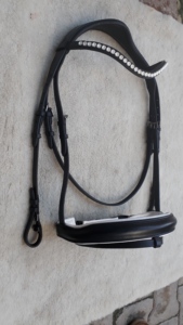 Brida de cuero premium con manivela, brida de calidad superior, brida para caballo hecha a mano, fabricante de artículos para caballos. - Product Image 4