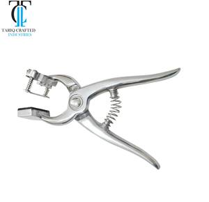 Pinzas Reutilizables para Tatuajes de Ganado, Herramienta Veterinaria de Acero Inoxidable, TARIQ CRAFTED INDUSTRIES - Product Image 1