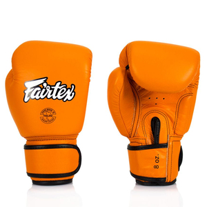 Guantes de Boxeo Fairtex Profesionales a Precio Económico, Diseño en Cuero Verde, Guantes Personalizados para Kick Boxing y Boxeo - Product Image 5