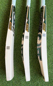Wholesale English Willow <b>Cricket</b> & Baseball Bat Lightweight Steel Toe Custom Packaging <b>White</b> for Training and Match Play - Product Image 4
