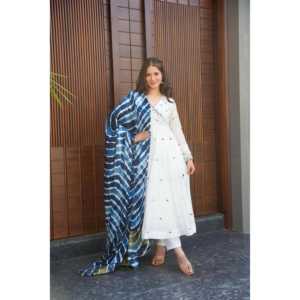 Beaux ensembles modestes Costume Anarkali élégant pour les fêtes avec un travail de broderie de fil complexe - Product Image 1