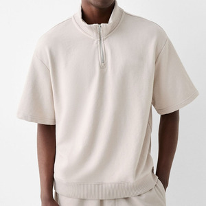 Polo en tricot à manches courtes beige pour homme, décontracté, couleur unie, fermeture éclair sur le devant, coupe classique - Product Image 1