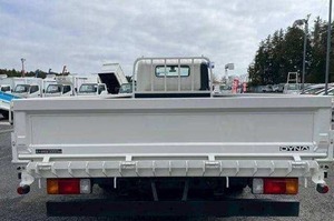 EXPÉDITION IMMÉDIATE Camion TO-yO-TA DY-NA 2 TONNES POWERGATE d'occasion 2023 - Product Image 2