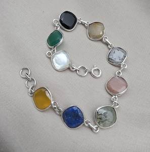 กำไลข้อมือเงินชุบประดับพลอยหลากชนิด ดีไซน์สั่งทำได้ทุกขนาด สำหรับผู้หญิง ของขวัญแต่งงานสุดหรู - Product Image 4