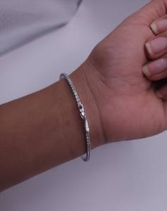 ELVORA GEMS 2 CT Lab Grown Diamond Bangle <b>Bracelet</b> in 18K Gold | IGI Certified Wedding Jewelry for Women - Product Image 4