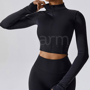 Ensemble de yoga 3 pièces pour femmes en matériau durable, qualité supérieure, respirant - Product Image 4