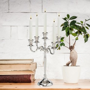 Candelabro de Metal de Cinco Brazos de Lujo, Centro de Mesa Decorativo para el Hogar y Decoración de Bodas al Mejor Precio - Product Image 5