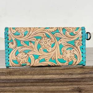 Cartera larga de cuero genuino turquesa a cuadros, hecha a mano, con elegante diseño floral de cerezas, de lujo, con correa para la muñeca, RFID, para mujer. - Product Image 5