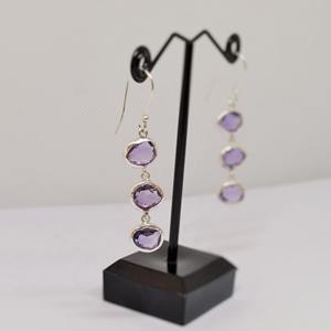 Pendientes de plata de ley 925 con piedra preciosa de amatista natural, pendientes colgantes hechos a mano para proveedores mayoristas. - Product Image 5