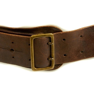 Cinturón Sam Browne Hecho de Cuero con Correa Ajustable y Acabado Liso para Vestimenta Formal - Product Image 6