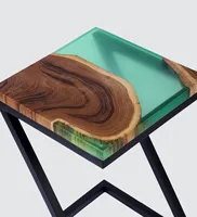 Table d'appoint carrée en bois et résine faite à la main avec pieds en métal, table de lampe, support de vase, table d'appoint pour petit espace, table basse, mobilier de maison
