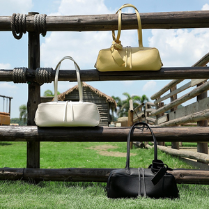 Sac à bandoulière en cuir véritable jaune avec fermeture à glissière, style minimaliste, deux poignées, longueur 50-65 cm, utilisation toutes saisons - Product Image 5