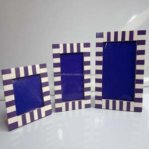 Cadre photo en bois réglable fait main avec finition en résine texturée côtelée ivoire, pièce d'appoint décorative minimaliste moderne pour table - Product Image 2