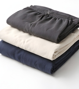 กางเกงขาสั้นผ้าเฟรนช์เทอร์รี่ 240 GSM ผลิตตามสั่งสำหรับผู้ชาย กางเกงลำลองผ้าฝ้ายสำหรับฤดูร้อน กางเกงขาสั้นสตรีทแวร์ กางเกงขาสั้นสำหรับออกกำลังกาย - Product Image 3