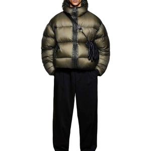 เสื้อแจ็คเก็ตพัฟเฟอร์บุหนาสำหรับผู้ชาย ใส่ได้ทั้งภายนอกและภายใน ขนาดใหญ่พิเศษ แขนถอดได้ กันน้ำ กันลม มีฮู้ด สีสันเข้ากัน - Product Image 3