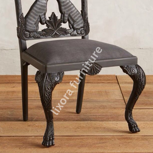 Chaise de salle à manger de luxe en bois massif, sculptée à la main, avec motif lapin orné, assise rembourrée noir mat - Product Image 4