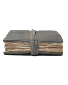 Diario de Viaje Vintage de Cuero Encuadernado a Mano con Borde Irregular y Tira de Color Único para Cuadernos - Product Image 2