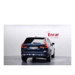 Volvo XC60 T8 Inscription 2022, 40,647 km, Volante a la Izquierda, Caja de Cambios Automática, Asientos de Cuero con Cámara Trasera - Product Image 4