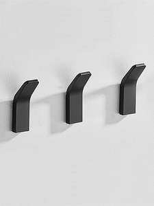 Gancho de pared Shadow Forge Hook Noir Arc, gancho de latón con pátina oscura, gancho curvo Obsidian, gancho de pared Night Cast, gancho antiguo en tono carbón - Product Image 3