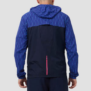 Nouvel ensemble de survêtement élégant en 100 % polyester avec veste à poches zippées double face, capuche ajustable et short à taille élastiquée - Product Image 4