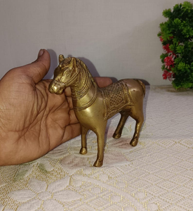 Figurine de cheval en laiton artisanale, statue décorative équestre, sculpture animale traditionnelle en métal, décoration de table pour la maison - Product Image 6