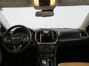 รถคริสเลอร์ 300 ทัวริ่ง L AWD ปี 2022 มือสอง สภาพดี - Product Image 4
