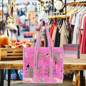 Sac fourre-tout pour femme en velours imprimé à la main en Inde, style bohème vintage, imprimé jungle rose, broderie multicolore, fermeture éclair pour - Product Image 1