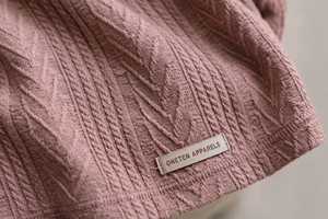 Camiseta de Hombre Ecológica 100% Algodón Tejido de Manga Corta con Cuello Redondo, Color Rosa Empolvado, Estilo Casual, Corte Regular con Parche en el Dobladillo - Product Image 6