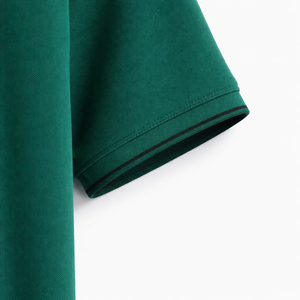 Camiseta Polo Personalizada para Hombre, Algodón Piqué Verde, Cuello y Puños con Ribete en Contraste, Fabricante OEM ODM de Marca Privada - Product Image 6