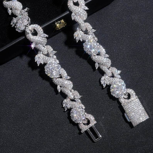 Collier Moissanite motif floral, collier tennis scintillant avec fleurs et feuilles, bijoux de luxe pour mariée, cadeau pour femme - Product Image 3