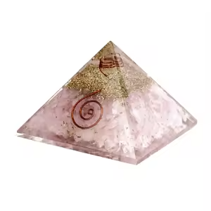 Pyramide en quartz rose, cristal poli, pierre précieuse naturelle, décoration d'intérieur, Feng Shui, pierre de méditation - Product Image 1