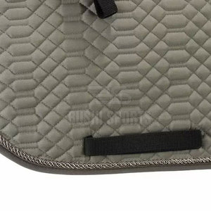 Tapis de selle de cheval avancé avec confort ergonomique et durabilité pour des performances durables - Product Image 4